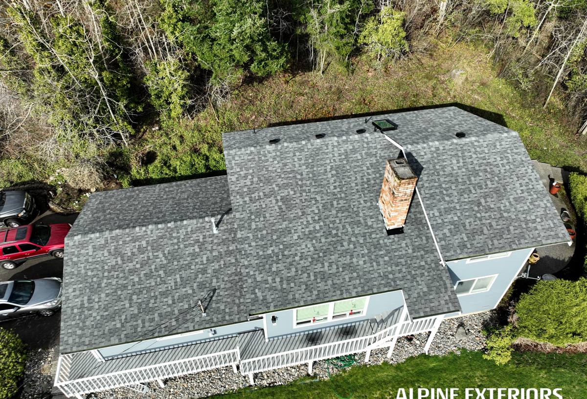 Bellingham Roofing Co architectural shingle roof in Bellingham, WA
